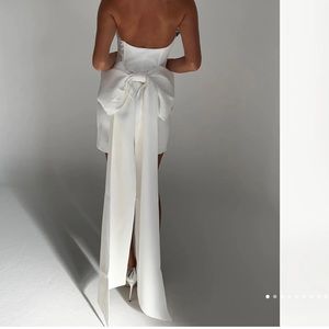 Meshki Bow dress NEVER WORN